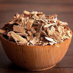 white willow bark in a wooden bowl