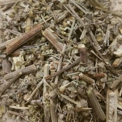 dry wormwood to prepare aromatic and energetic tea or baths