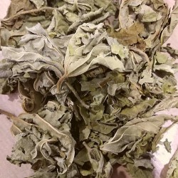 folhas de malva seca para preparar chá